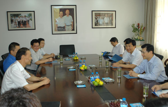 江苏银行董事长黄志伟来mg不朽情缘考察