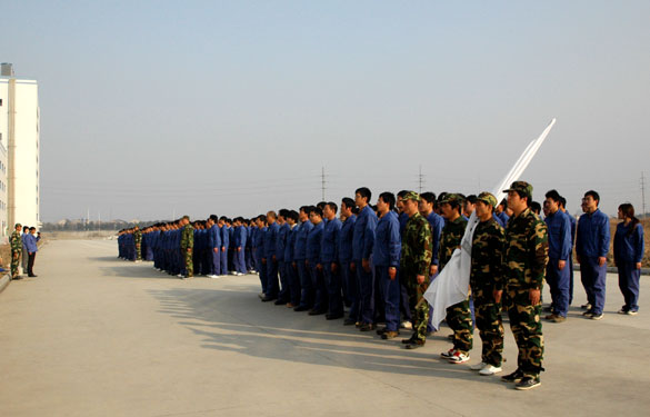 mg不朽情缘2011年新员工军训落下帷幕