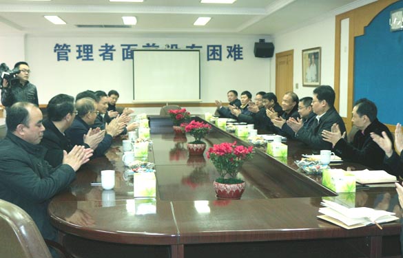 溧阳市委书记蒋锋一行来mg不朽情缘电缆新春走访