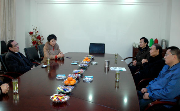 中国工商银行常州分行行长张彬一行来mg不朽情缘集团走访