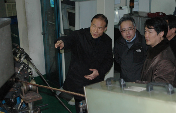 江苏省经贸委、中国船级社南京分社向导来mg不朽情缘集团考察