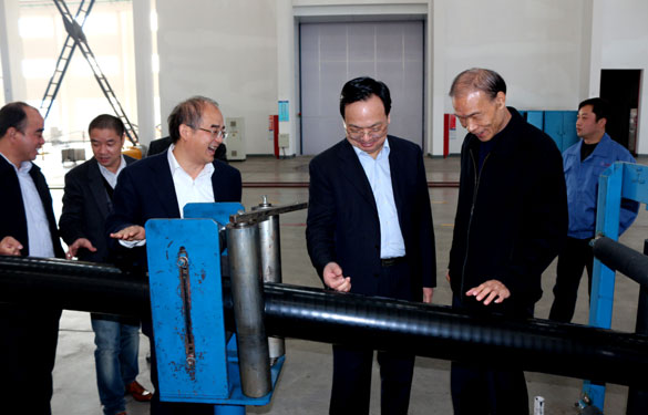 江苏省经信委副主任高清来mg不朽情缘集团调研